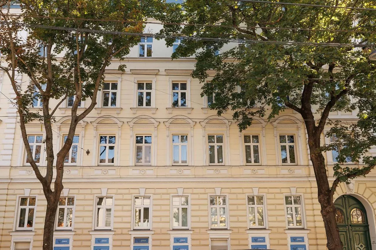 Apartments Next To Schoenbrunn Wien