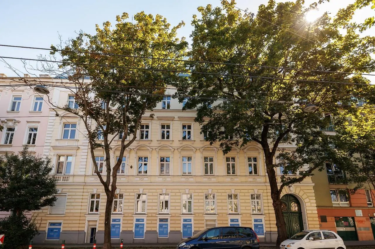 Apartments Next To Schoenbrunn Wien